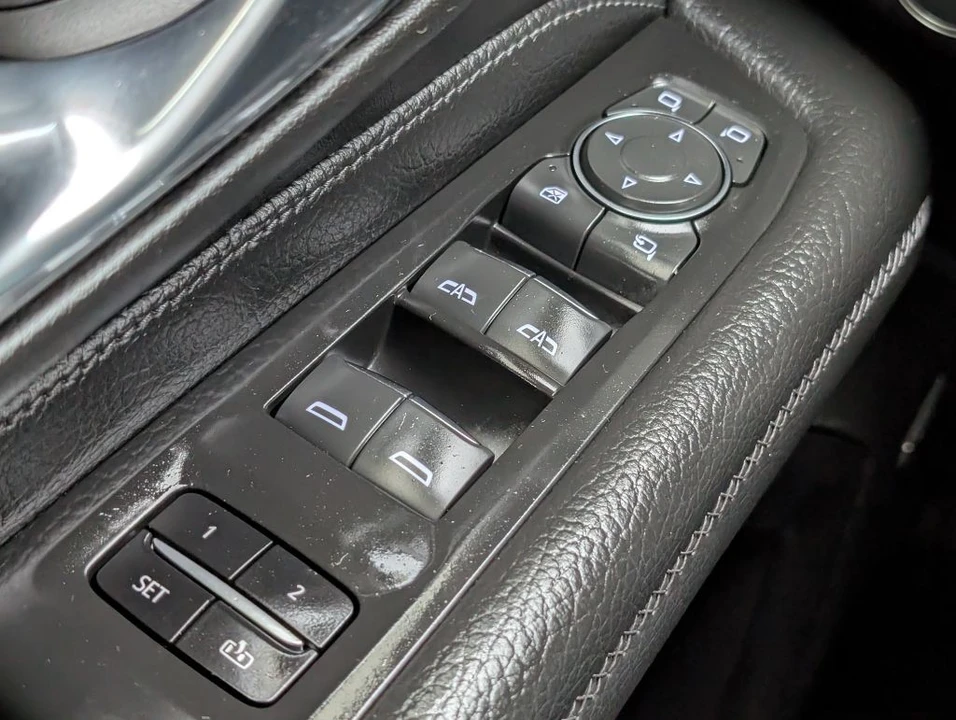 2021 GMC Yukon 5th Gen - Image 11 of 21