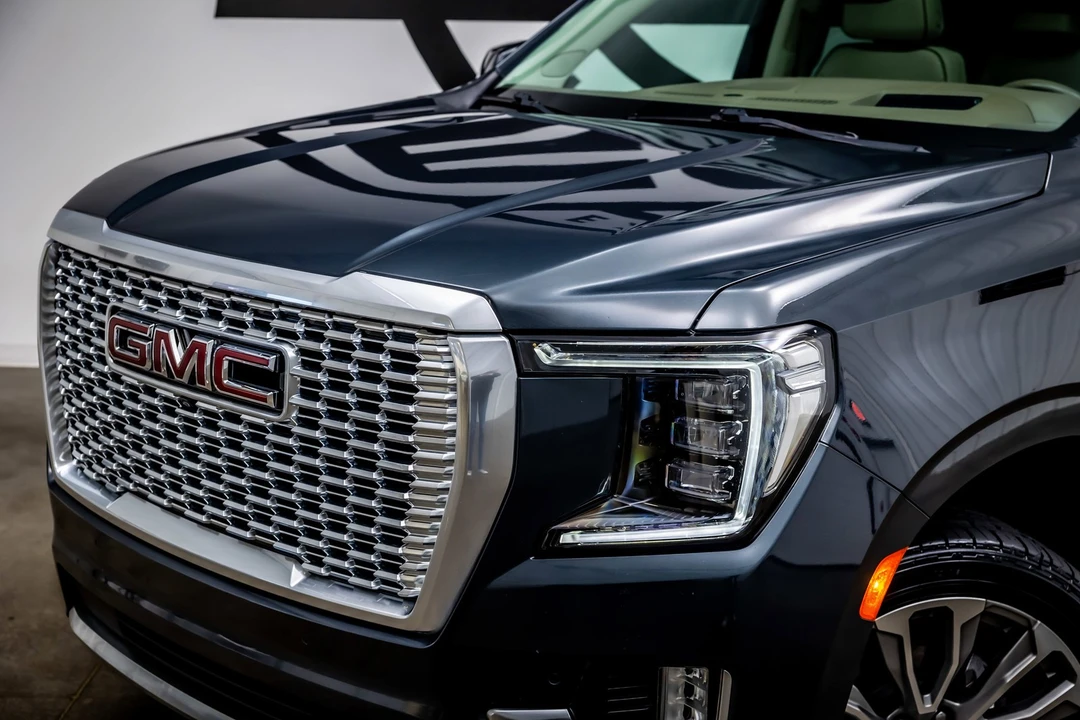 2021 GMC Yukon 5th Gen - Image 18 of 21