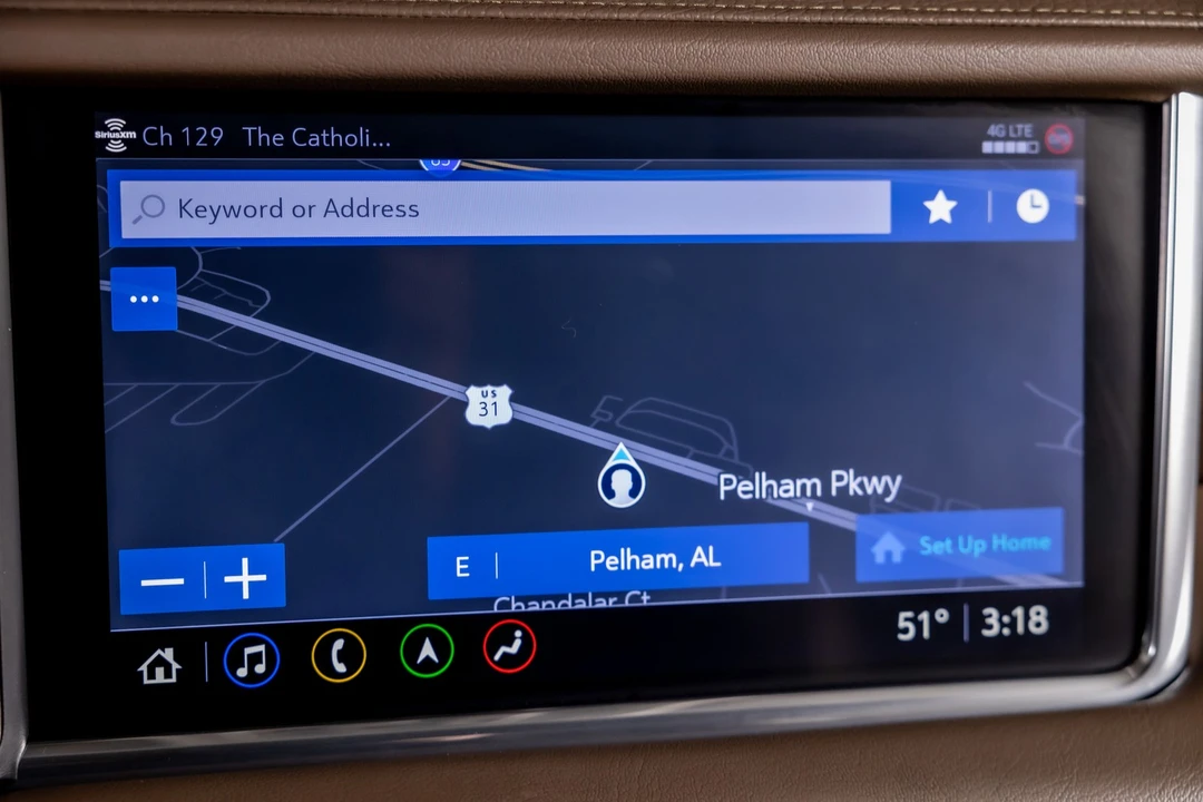2021 GMC Yukon 5th Gen - Image 19 of 21