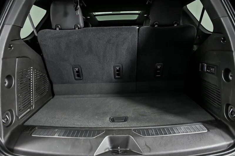 2021 GMC Yukon 5th Gen - Image 16 of 21