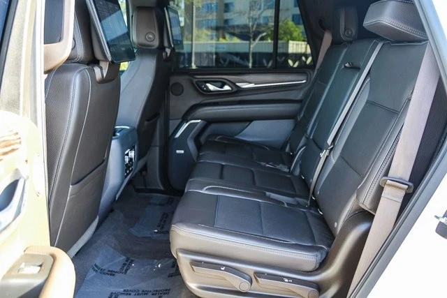 2021 GMC Yukon 5th Gen - Image 18 of 21