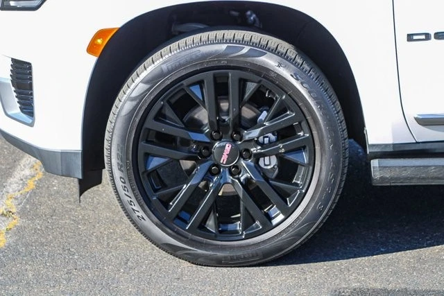 2021 GMC Yukon 5th Gen - Image 9 of 21