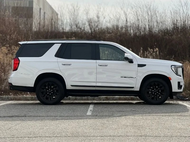 2021 GMC Yukon 5th Gen - Image 9 of 12