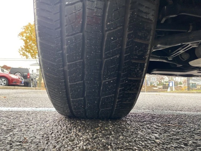 2021 GMC Yukon 5th Gen - Image 17 of 21