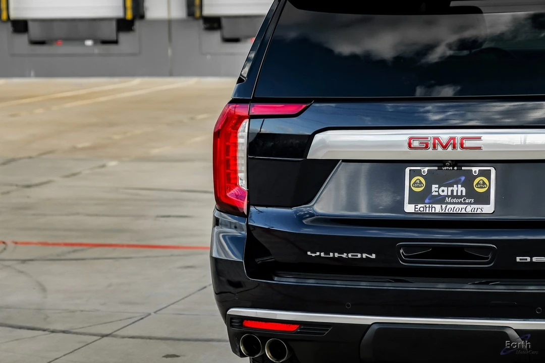 2021 GMC Yukon 5th Gen - Image 12 of 12