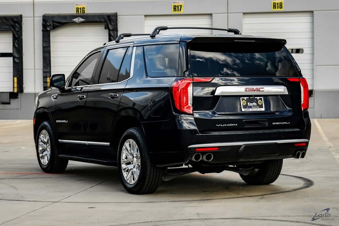2021 GMC Yukon 5th Gen - Image 9 of 12