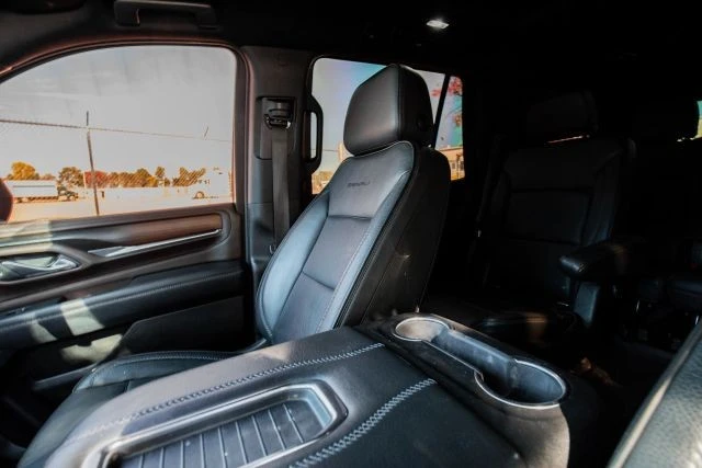 2021 GMC Yukon 5th Gen - Image 19 of 21