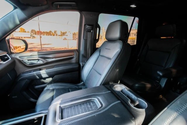 2021 GMC Yukon 5th Gen - Image 20 of 21