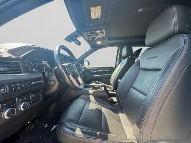 2021 GMC Yukon 5th Gen - Image 17 of 21