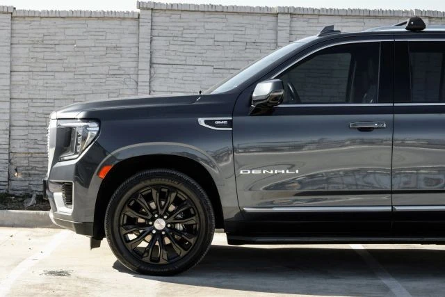 2021 GMC Yukon 5th Gen - Image 14 of 21
