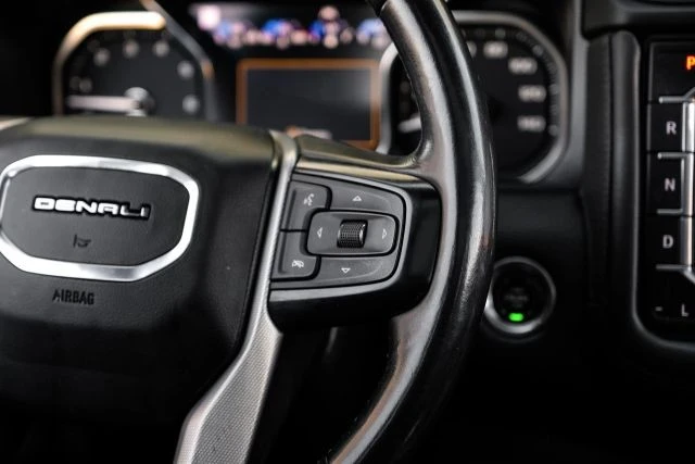 2021 GMC Yukon 5th Gen - Image 18 of 21