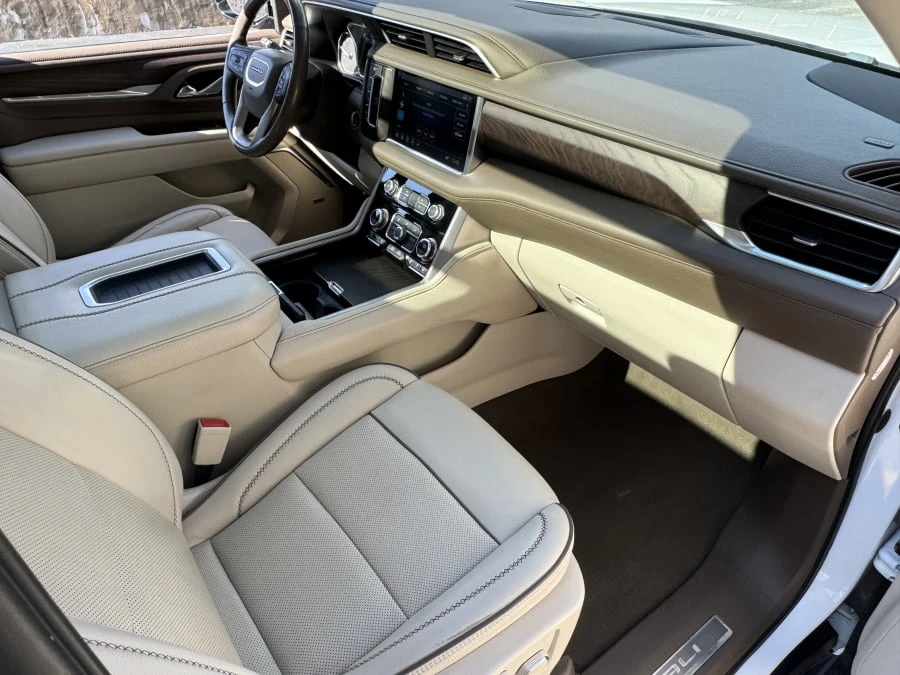2021 GMC Yukon 5th Gen - Image 13 of 15