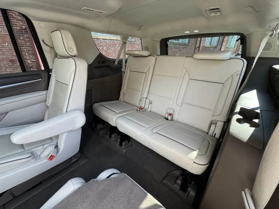 2021 GMC Yukon 5th Gen - Image 10 of 15