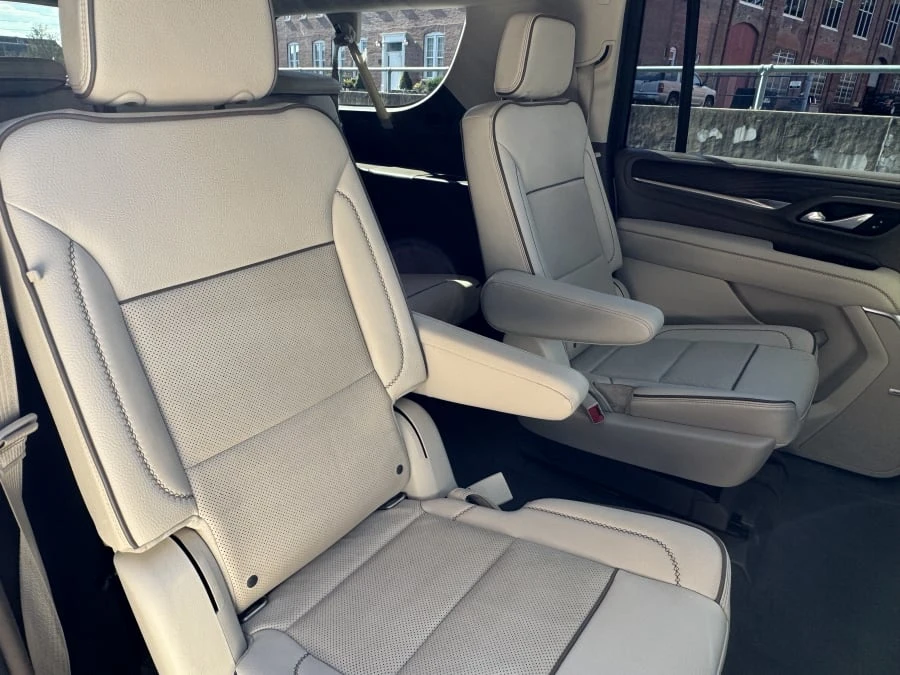 2021 GMC Yukon 5th Gen - Image 12 of 15