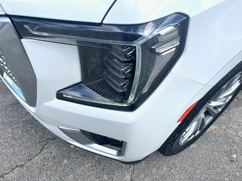 2021 GMC Yukon 5th Gen - Image 9 of 21