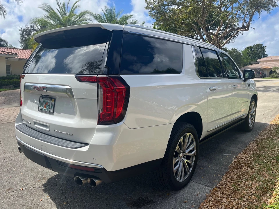 2021 GMC Yukon 5th Gen - Image 5 of 21