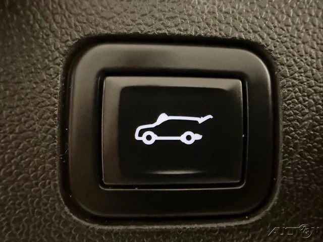 2021 GMC Yukon 5th Gen - Image 8 of 12