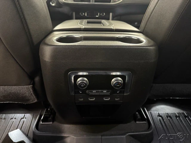 2021 GMC Yukon 5th Gen - Image 18 of 21