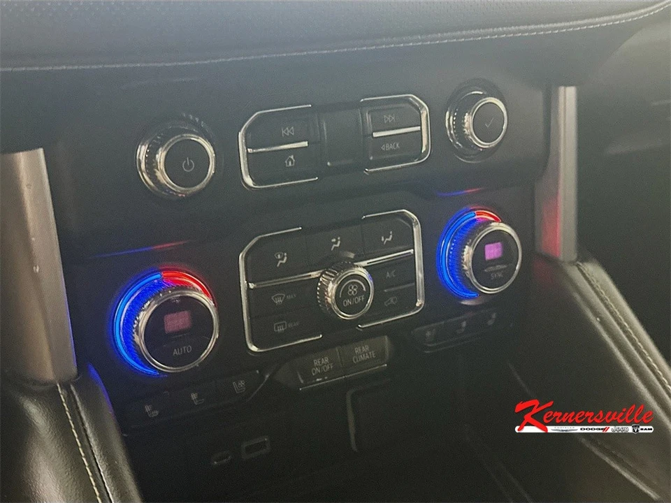 2021 GMC Yukon 5th Gen - Image 18 of 21