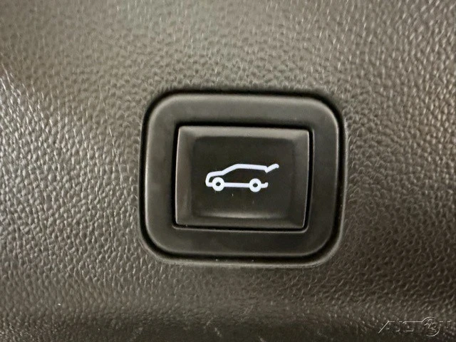 2021 GMC Yukon 5th Gen - Image 8 of 21