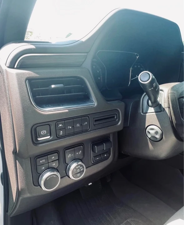 2021 GMC Yukon 5th Gen - Image 10 of 10