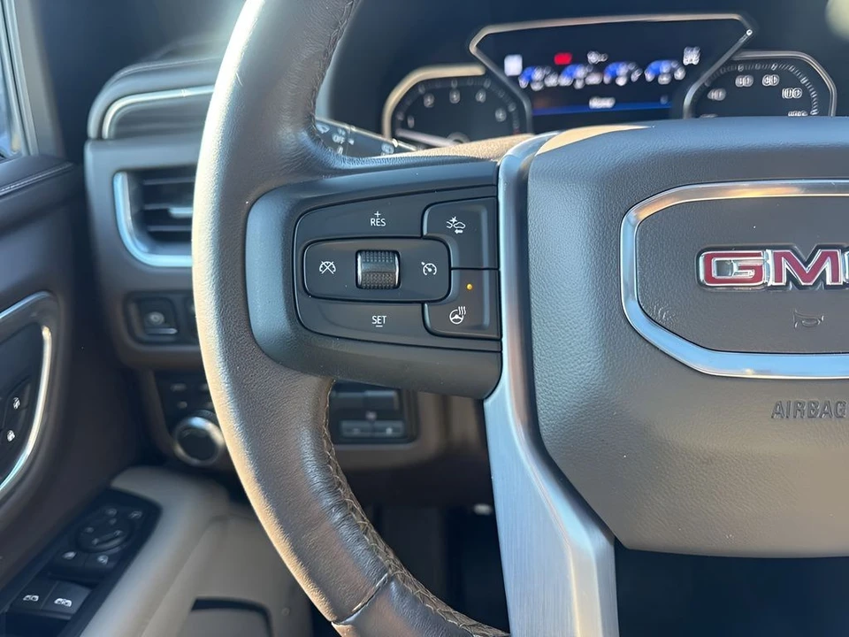 2021 GMC Yukon 5th Gen - Image 18 of 21