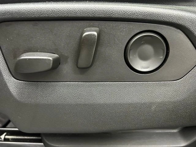 2021 GMC Yukon 5th Gen - Image 11 of 12