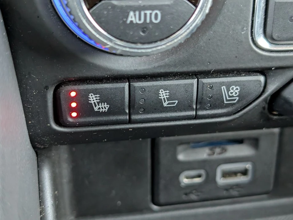 2021 GMC Yukon 5th Gen - Image 21 of 21