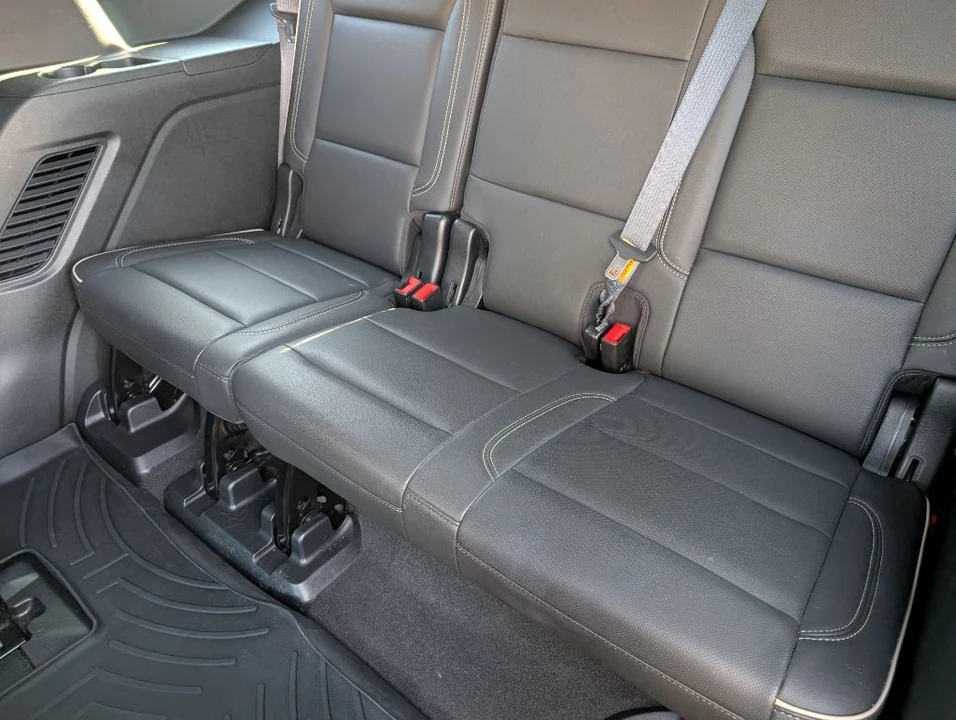 2021 GMC Yukon 5th Gen - Image 10 of 21
