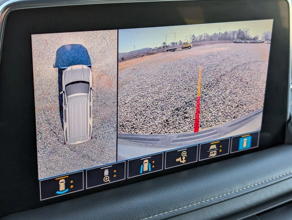 2021 GMC Yukon 5th Gen - Image 19 of 21