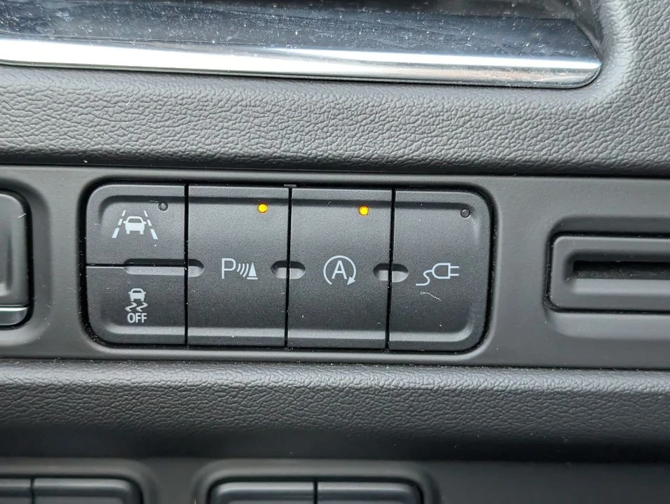2021 GMC Yukon 5th Gen - Image 13 of 21