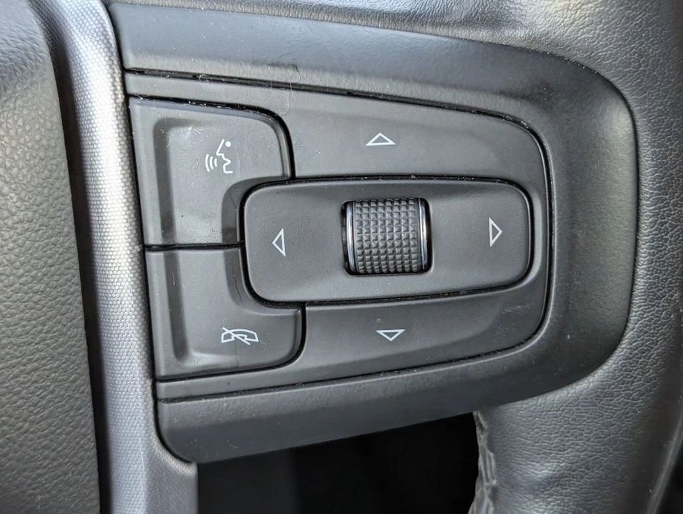 2021 GMC Yukon 5th Gen - Image 15 of 21