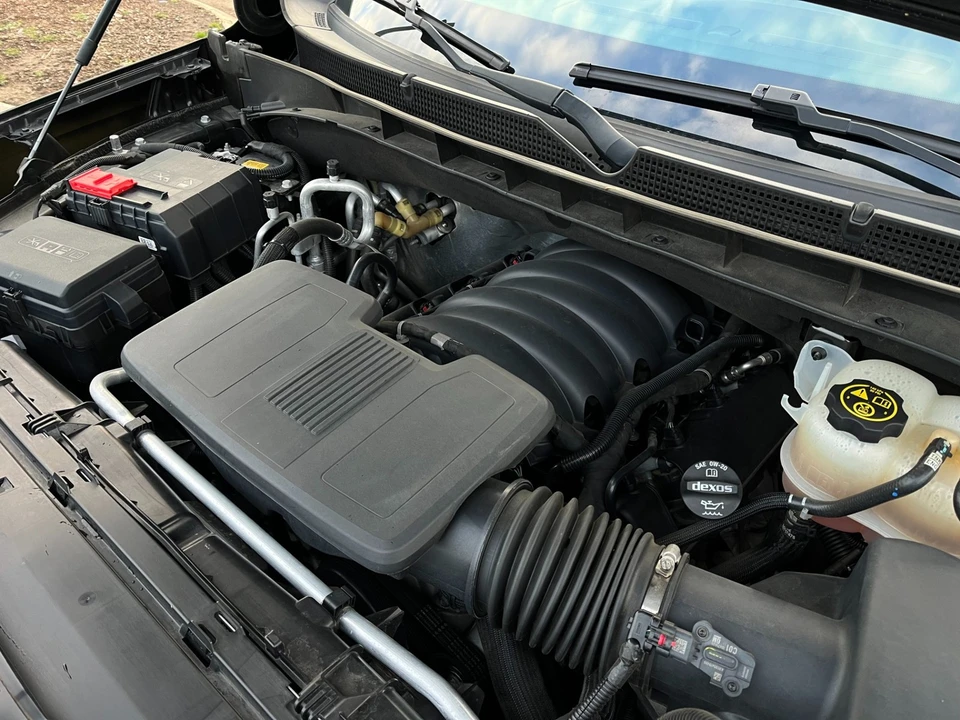 2021 GMC Yukon 5th Gen - Image 20 of 21
