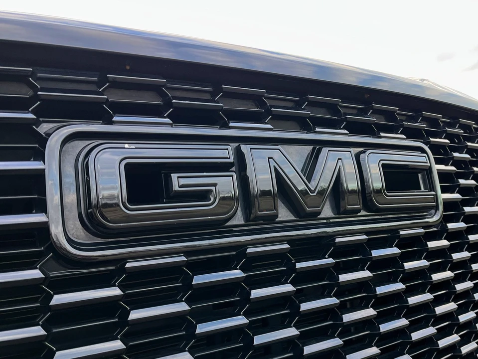 2021 GMC Yukon 5th Gen - Image 12 of 12