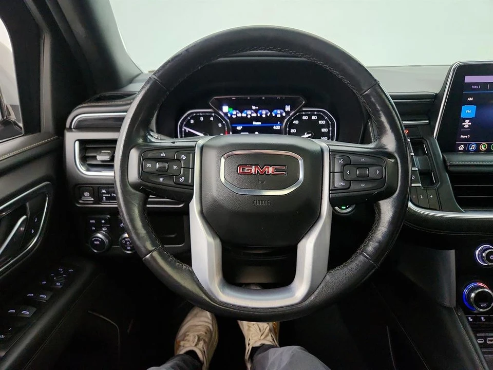 2021 GMC Yukon 5th Gen - Image 17 of 21