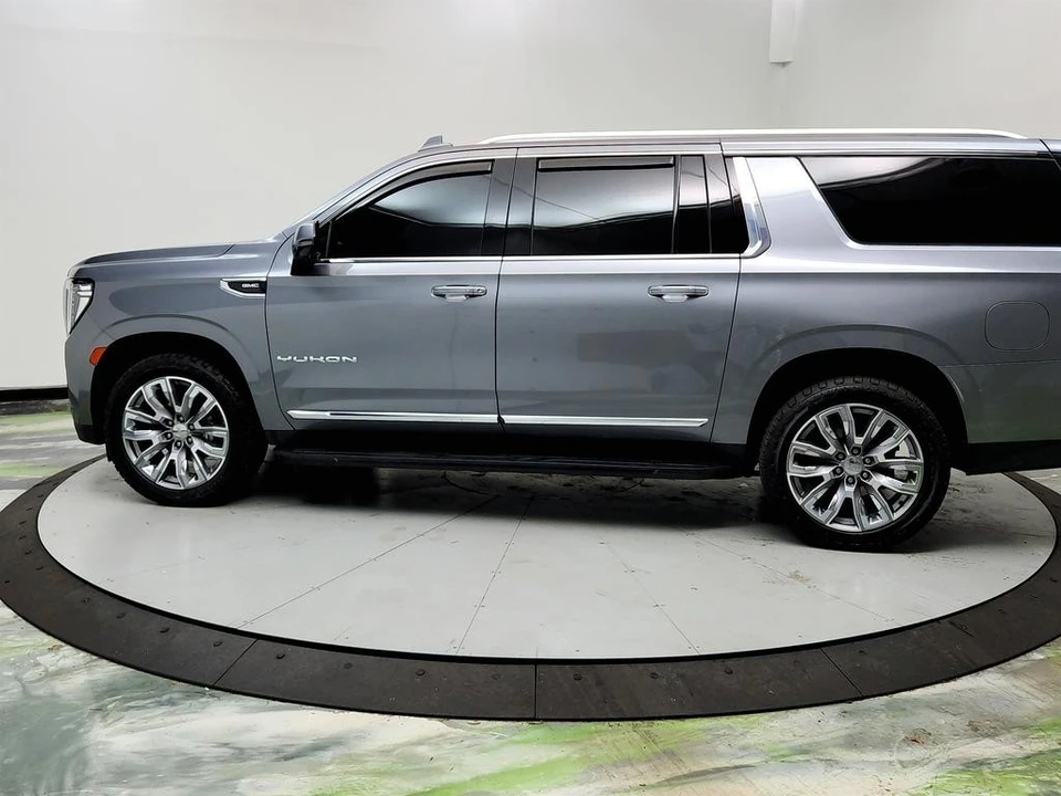 2021 GMC Yukon 5th Gen - Image 8 of 12