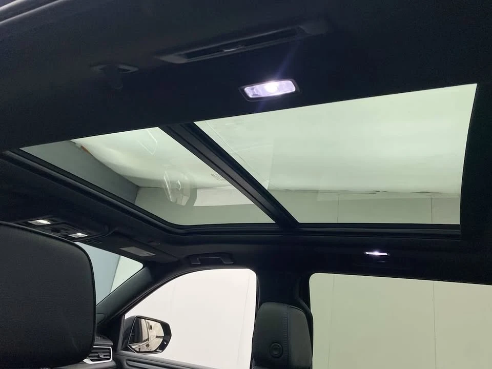 2021 GMC Yukon 5th Gen - Image 16 of 20