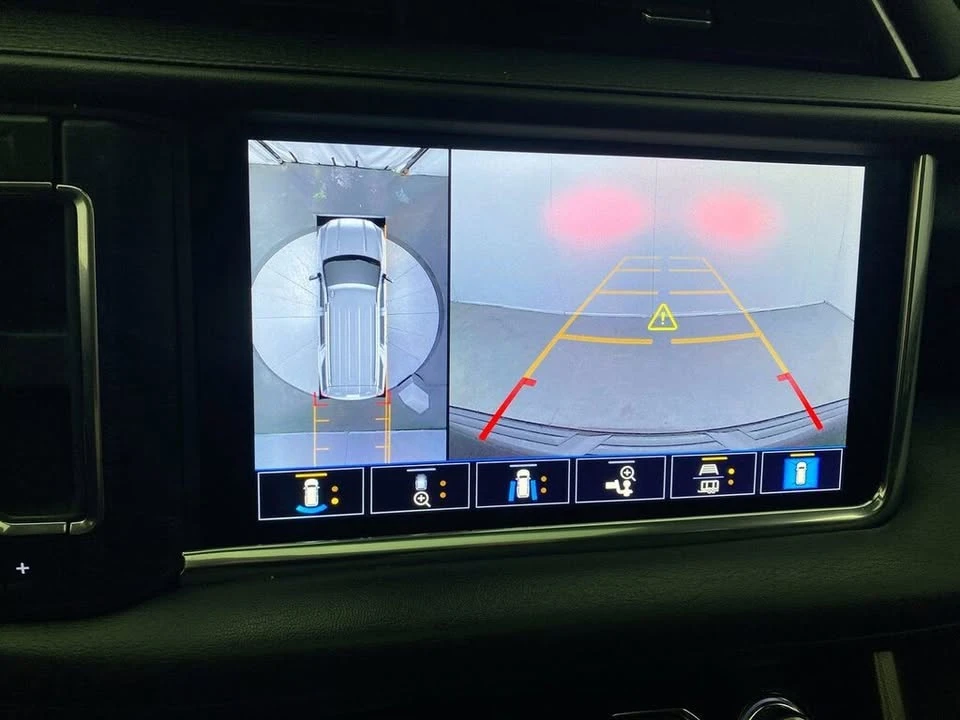 2021 GMC Yukon 5th Gen - Image 13 of 20