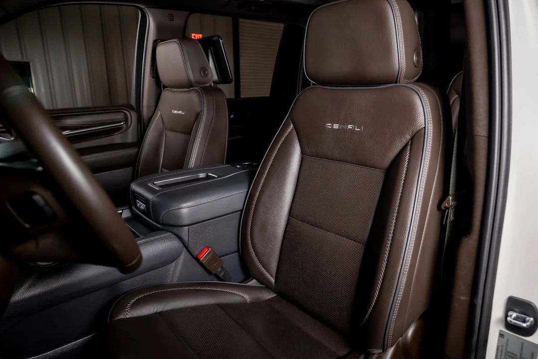 2021 GMC Yukon 5th Gen - Image 5 of 12