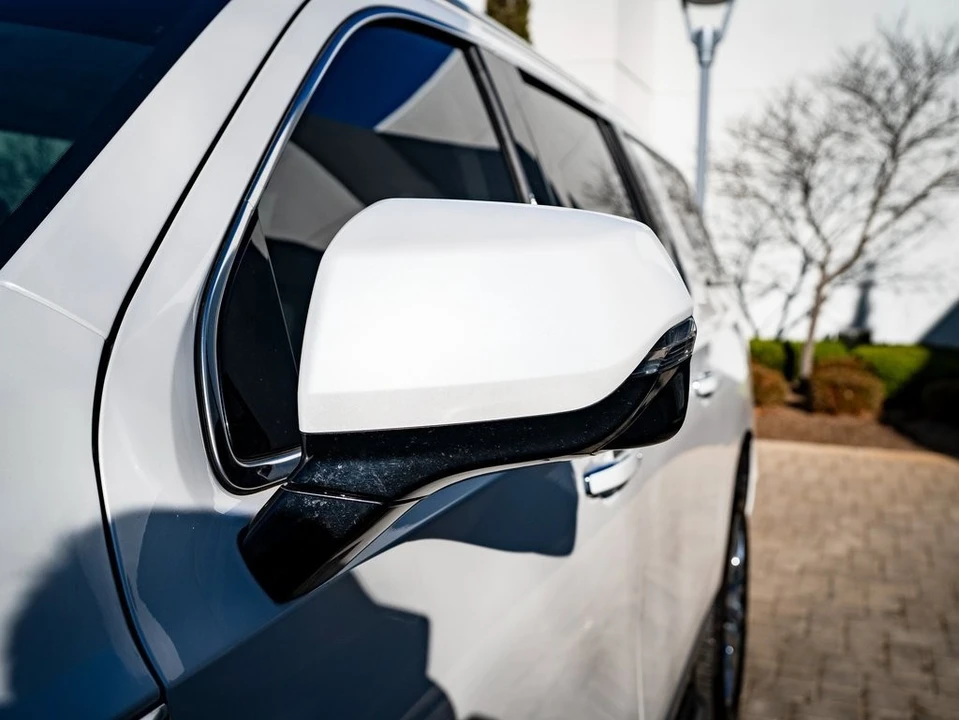 2021 GMC Yukon 5th Gen - Image 15 of 21