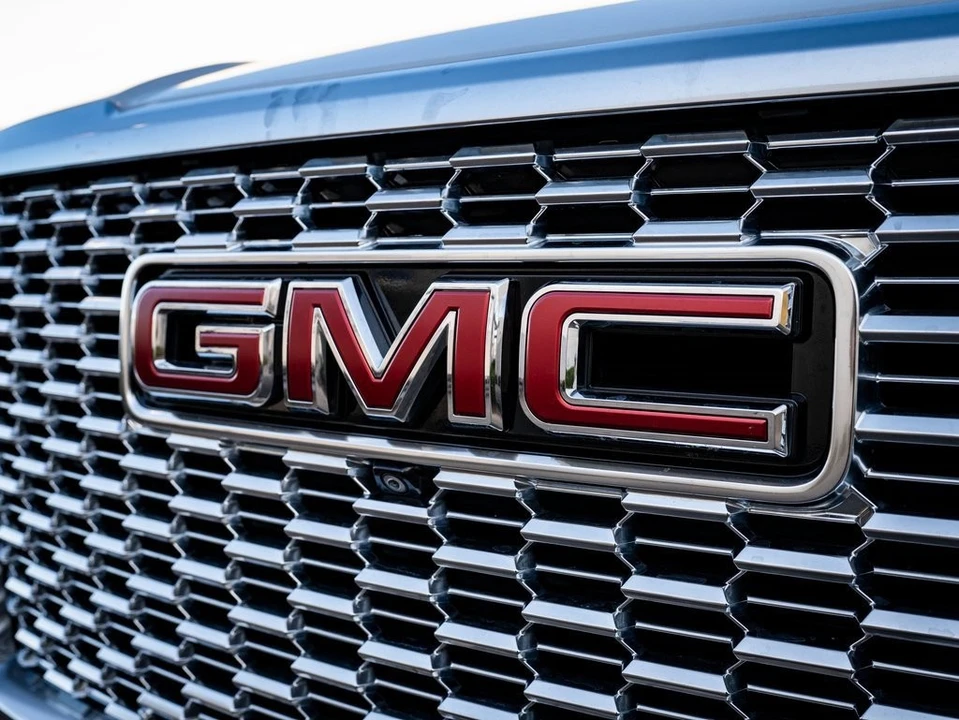 2021 GMC Yukon 5th Gen - Image 3 of 21