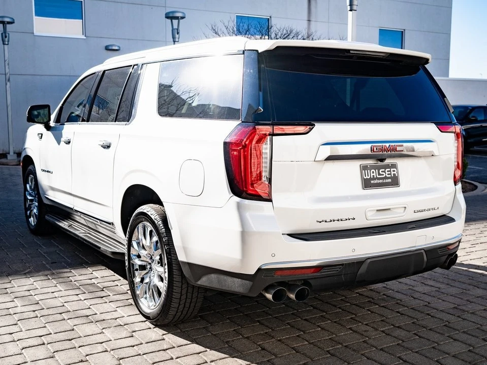 2021 GMC Yukon 5th Gen - Image 11 of 21