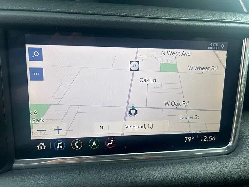 2021 GMC Yukon 5th Gen - Image 10 of 12