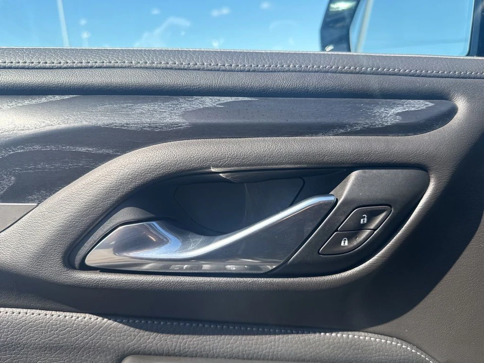 2021 GMC Yukon 5th Gen - Image 11 of 21