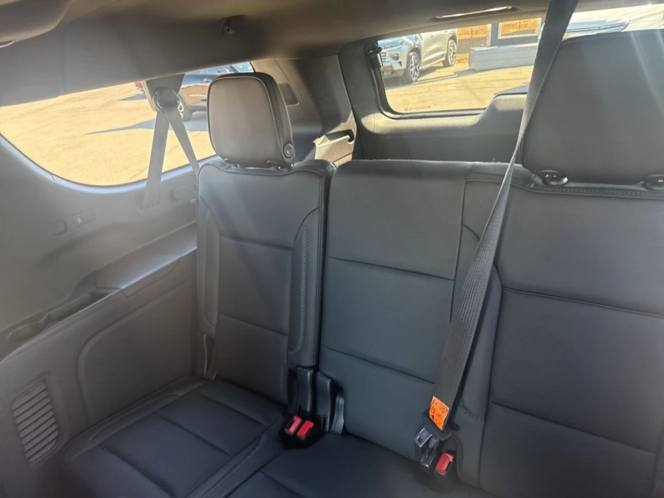 2021 GMC Yukon 5th Gen - Image 14 of 21
