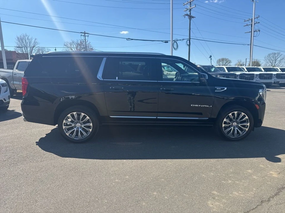 2021 GMC Yukon 5th Gen - Image 6 of 21