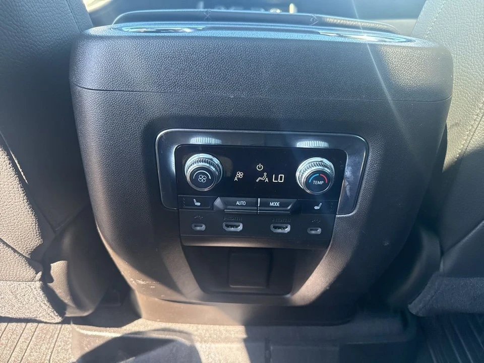 2021 GMC Yukon 5th Gen - Image 16 of 21