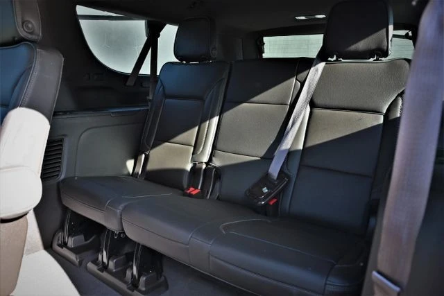 2021 GMC Yukon 5th Gen - Image 19 of 21