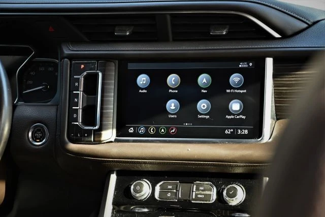 2021 GMC Yukon 5th Gen - Image 12 of 21