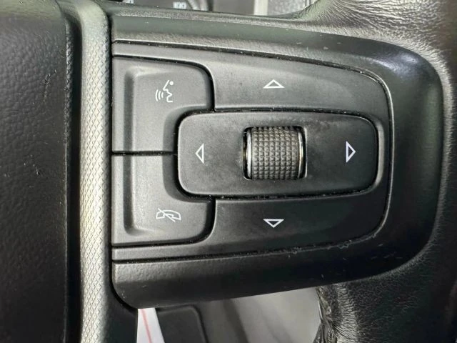 2021 GMC Yukon 5th Gen - Image 17 of 21